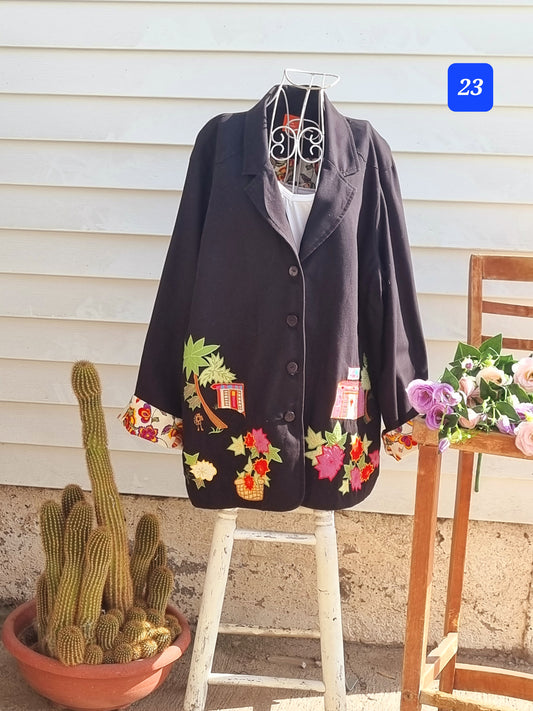 CHAQUETA BORDADA