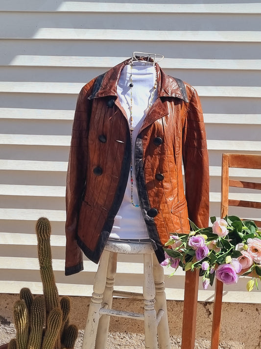 CHAQUETA DE CUERO